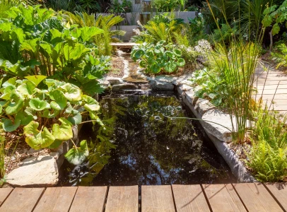 bassin et fontaine à Ecommoy dans la Sarthe 72